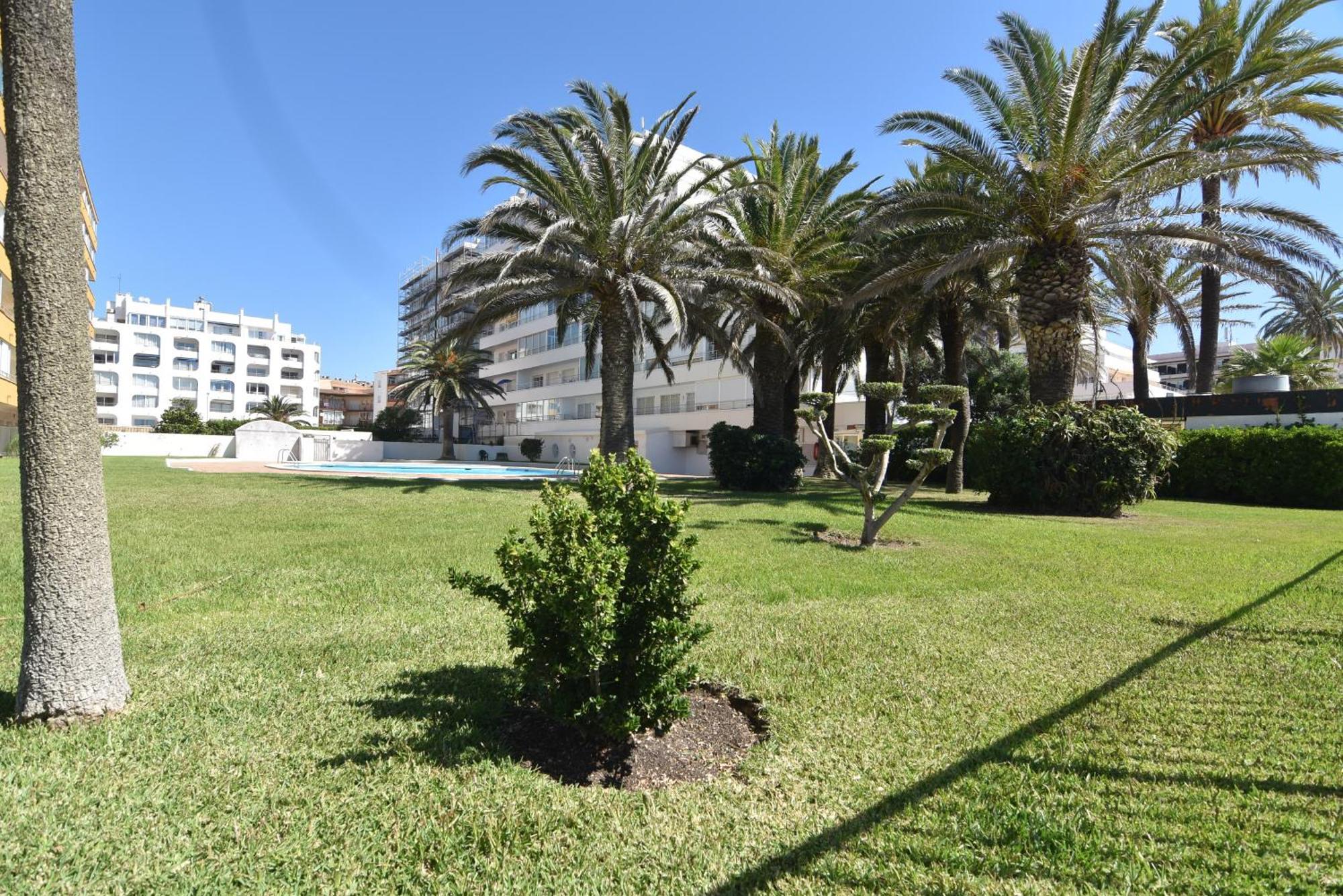 Rnet - Rhc 1208 Roses Holiday Center מראה חיצוני תמונה